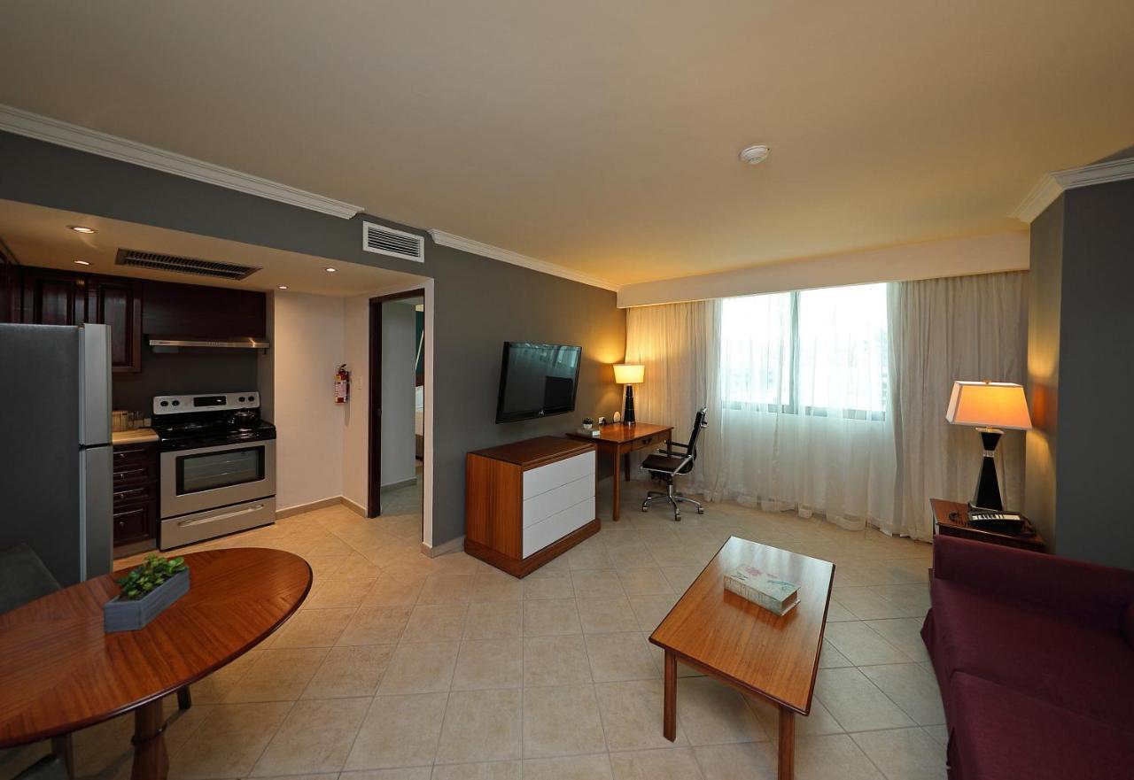 Crowne Plaza By Ihg 4*