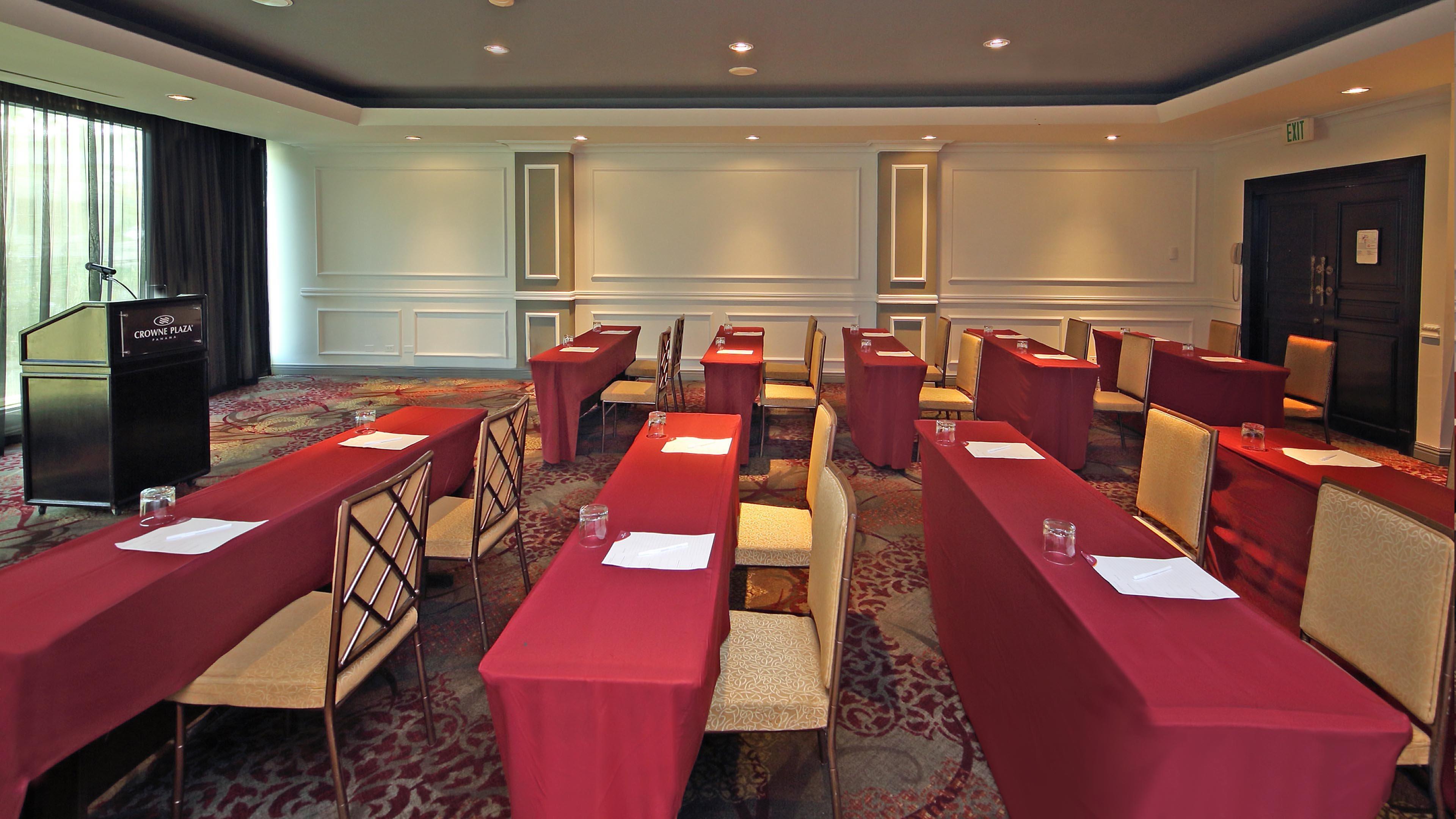 Crowne Plaza By Ihg 4*
